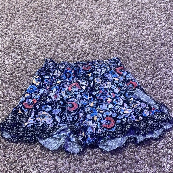 Skort - Picture 2 of 2